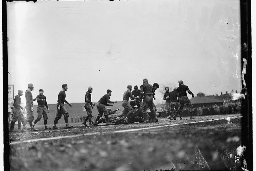 University of Virginia football game, 1910